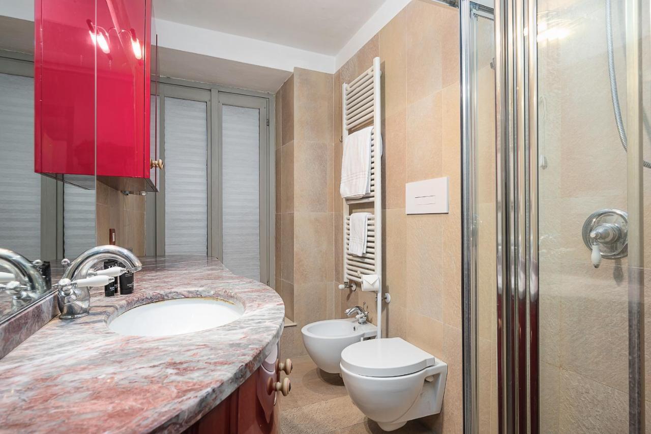 Hemeras Boutique Homes - Design Flat In The City Center 밀라노 외부 사진