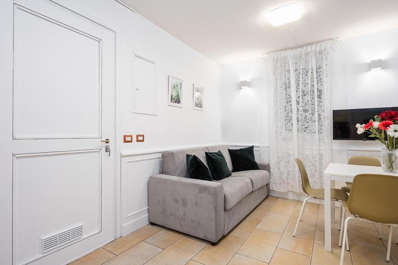 Hemeras Boutique Homes - Design Flat In The City Center 밀라노 외부 사진